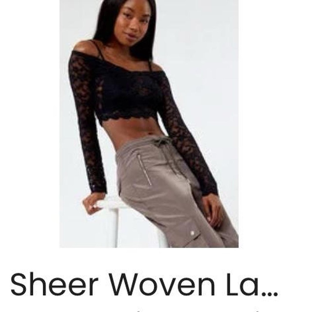 Lace crop top